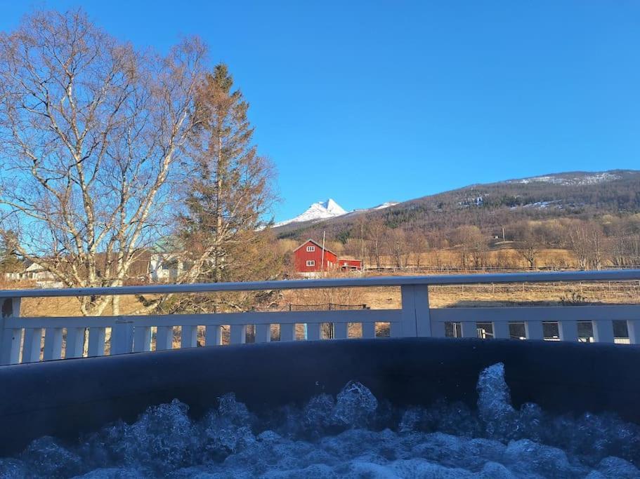 Farmroom With Sauna And Aurora Narvik Bagian luar foto
